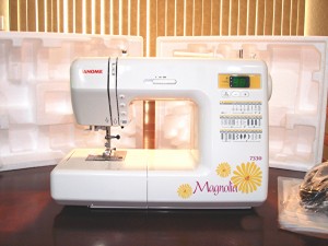 Janome 8050 Computerized Sewing Machine